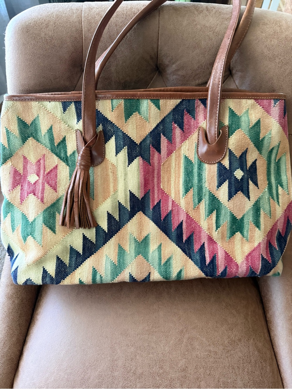 Geometric Pattern Tote Bag with Tassel - Multicolor